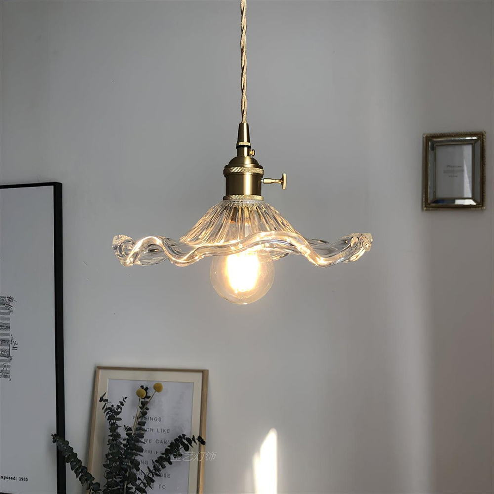 FleurDeLumière | Suspension Élégante pour Éclairage Intérieur