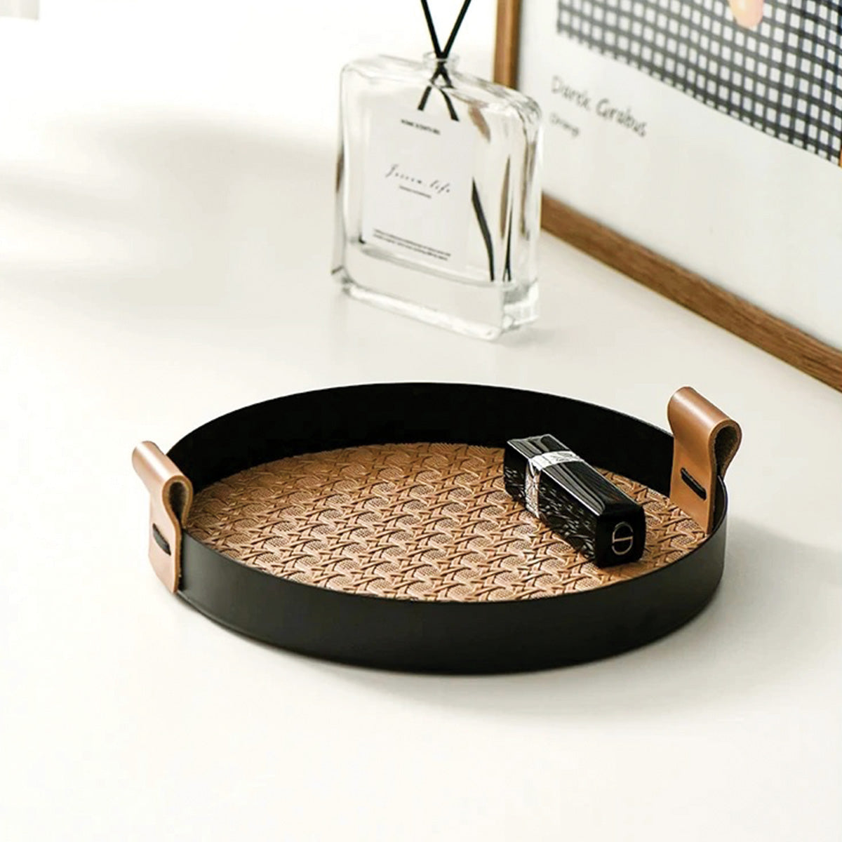 ElegancePratique | Plateau Décoratif Moderne pour Présentation et Rangement